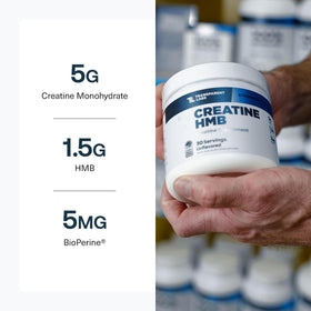 Transparent Labs Creatine HMB dans un shaker