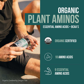 Triquetra Health Plant Aminos comprimés sur une table