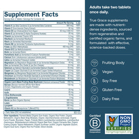 True Grace Multivitamine Quotidienne Homme 50+ comprimés sur une table