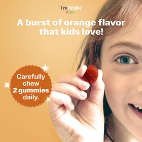 TruHeight Gummies avec un enfant souriant en arrière-plan
