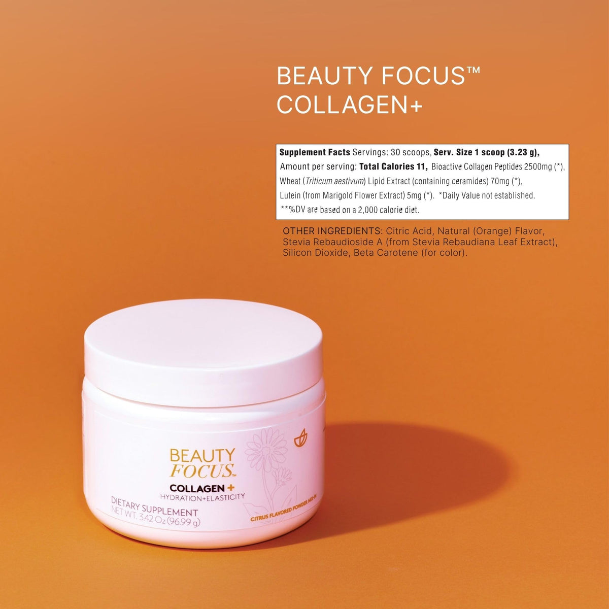 Un verre de Beauty Focus Collagen+ avec des fruits frais