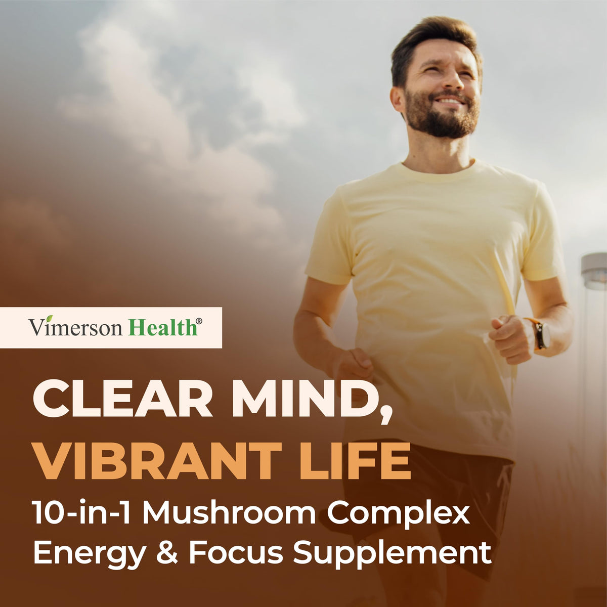 Vimerson Health complément champignons avec une main tenant la bouteille