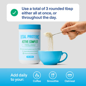Vital Proteins Active Complex 390g sur une table avec un verre d'eau