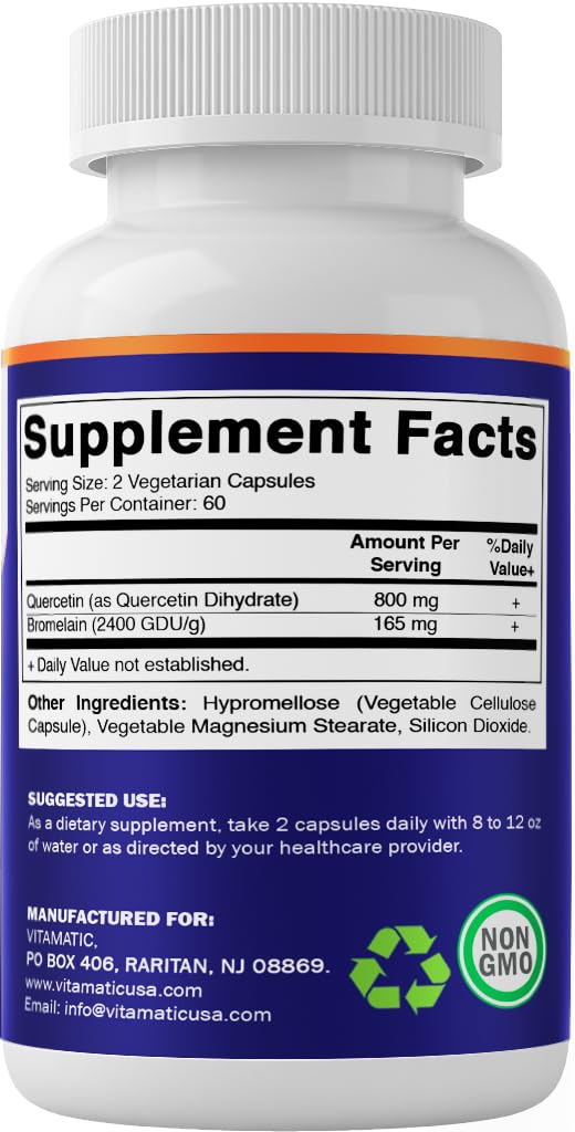 Vitamatic Quercétine flacon avec des gélules sur une table en bois