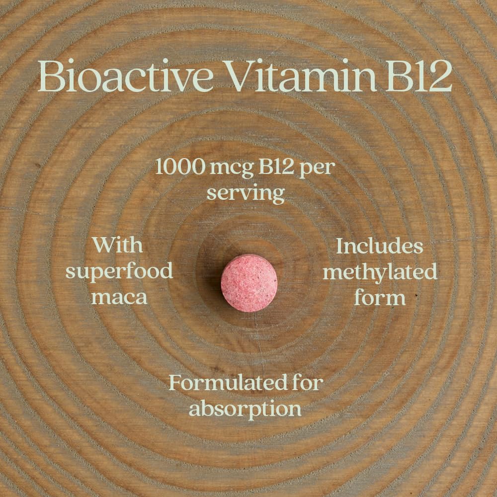 Vitamine B12 New Chapter 1 000 mcg comprimés dans une main