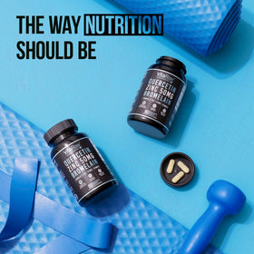 VitaRaw Quercétine 500mg capsules with a measuring spoon