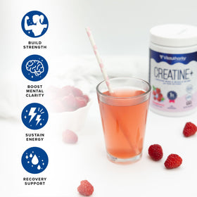 Vitauthority créatine monohydrate framboise mélange dans un verre d'eau
