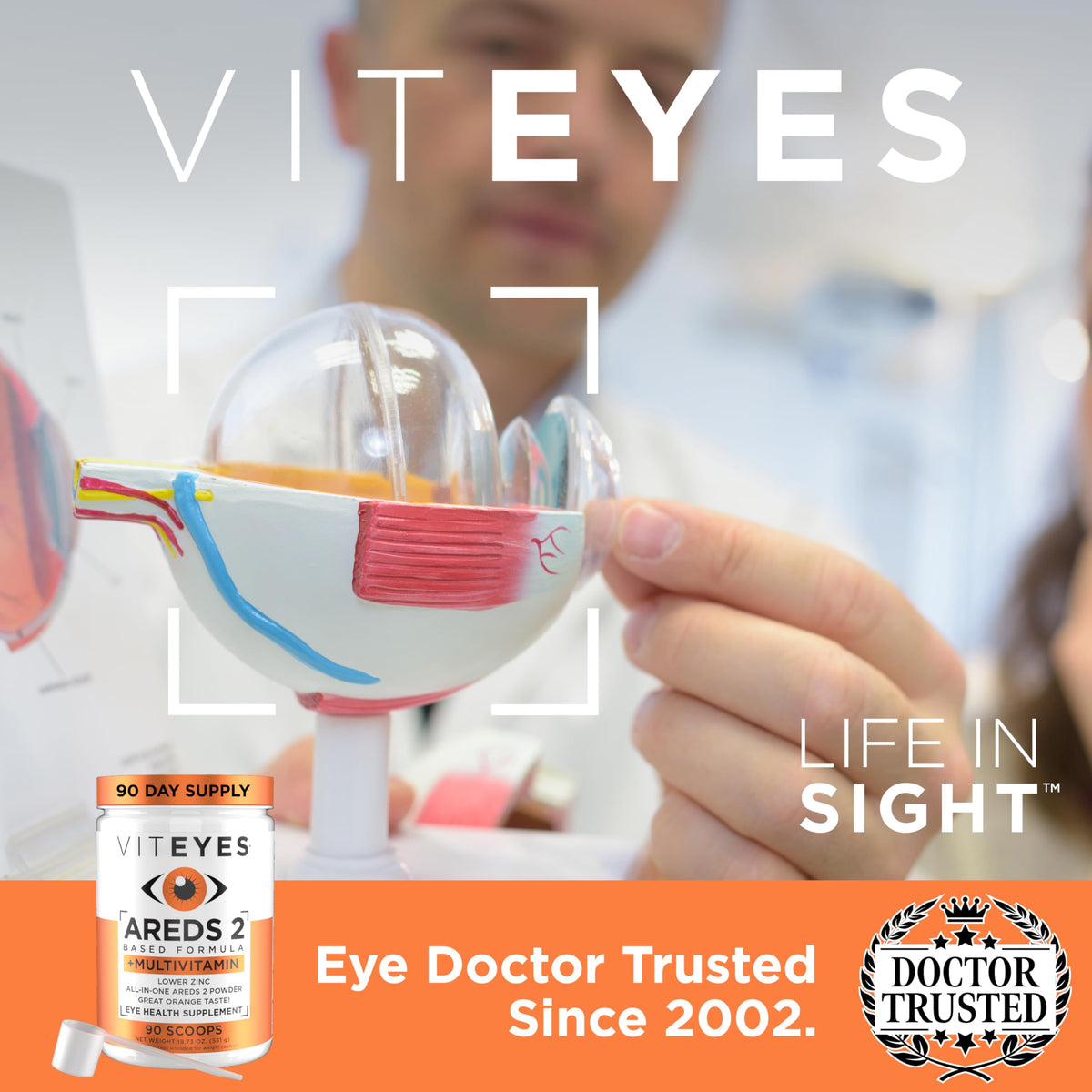 Viteyes AREDS 2 Poudre sur une table avec fruits