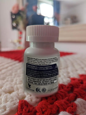 Vue d'ensemble de Forever Living B12 Plus avec d'autres compléments alimentaires
