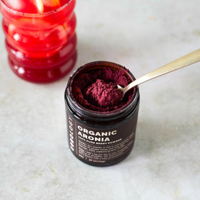 Vue de la poudre de baies d'aronia bio Erbology