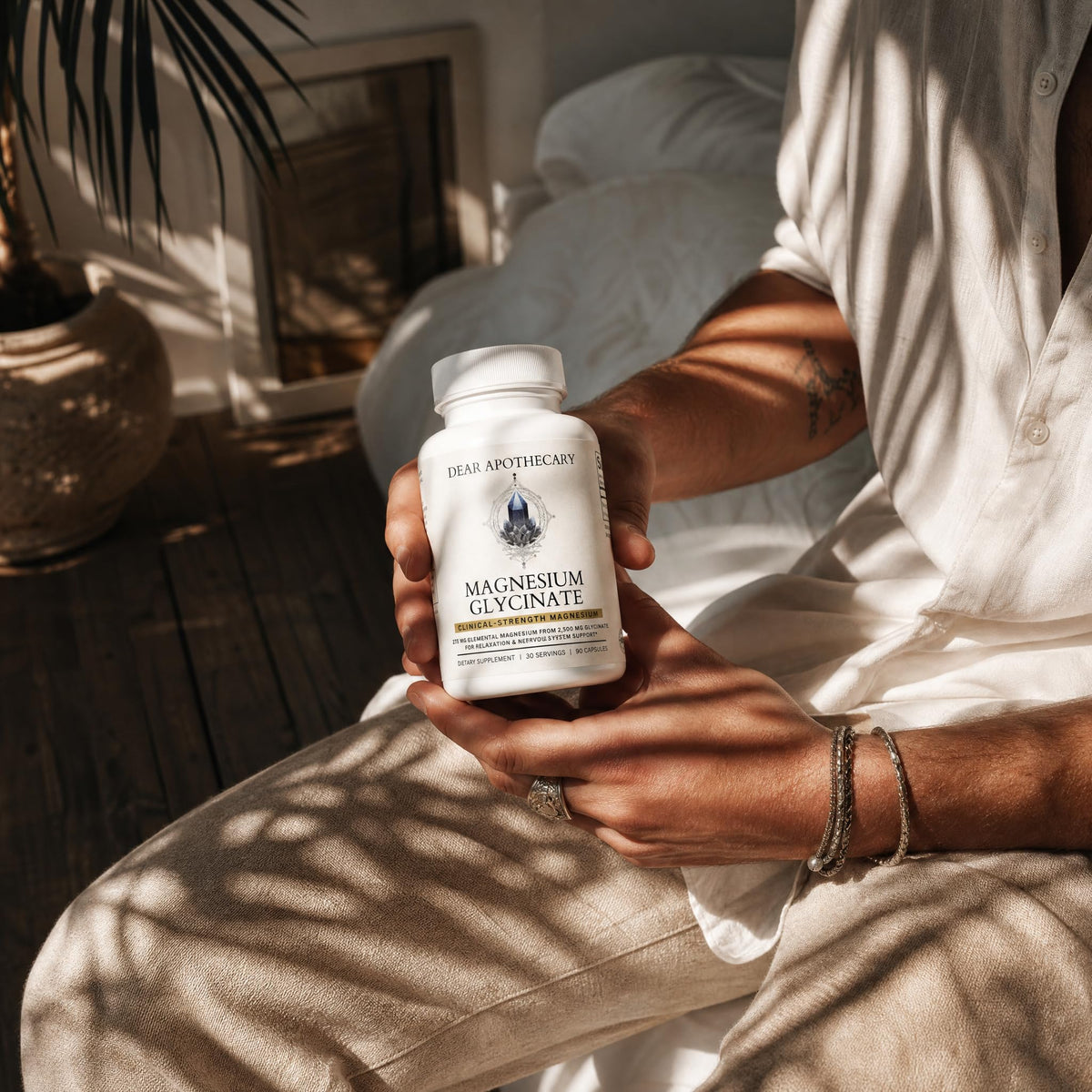 Vue de près des capsules de magnésium glycinate Dear Apothecary