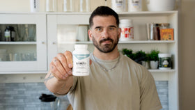 Vue latérale de NutraBio Diurétique montrant l'étiquette