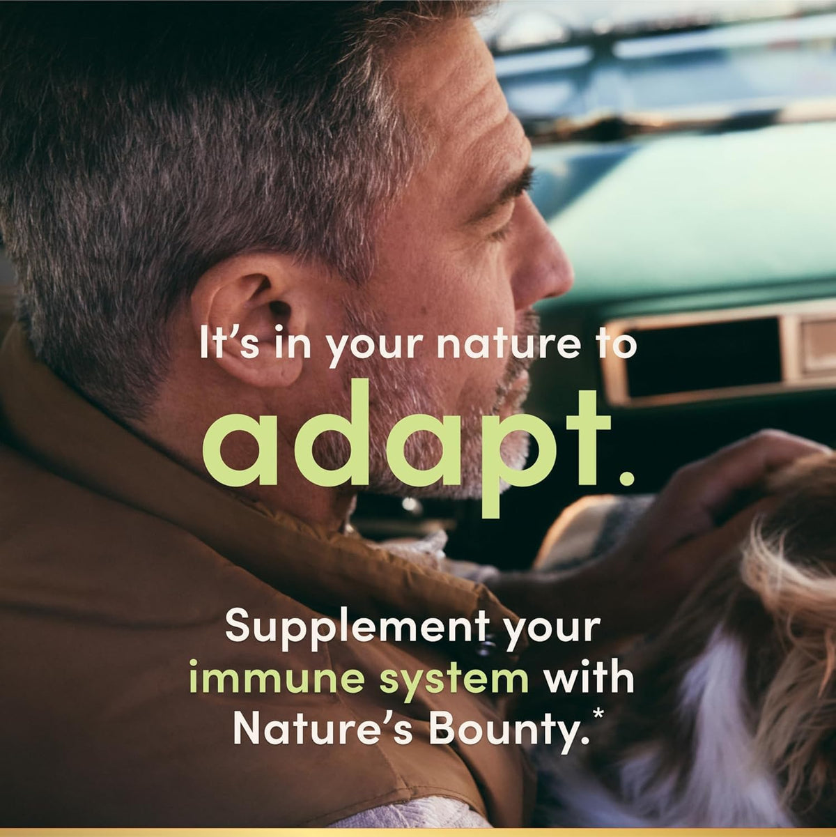 Vue rapprochée d'une gélule de Nature's Bounty Vitamine D3