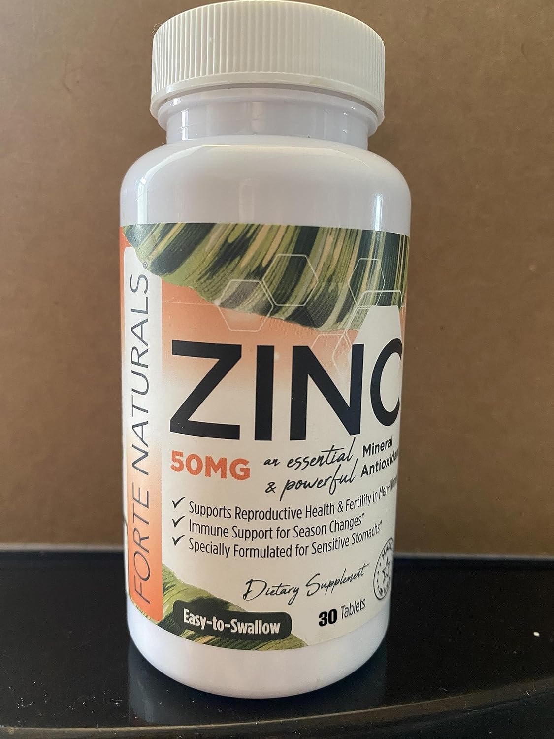 Vue rapprochée des comprimés de Zinc 50mg FORTE NATURALS