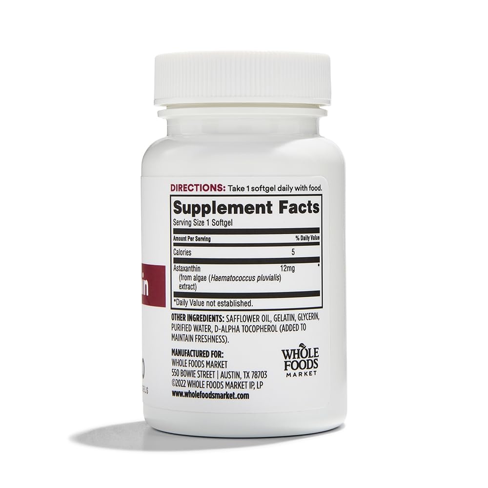 Whole Foods Market Astaxanthin 12mg capsules en gros plan