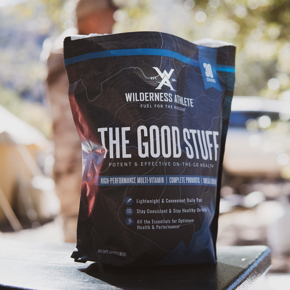 Wilderness Athlete Pack de Vitamines Quotidien ouvert montrant les sachets