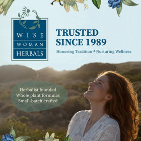 Wise Woman Herbals Extrait de réglisse sur une table en bois