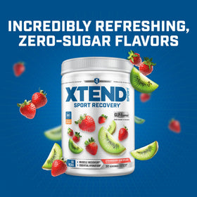 Xtend BCAA Poudre 430g Goût Kiwi Fraise à côté d'une bouteille d'eau