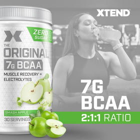 Xtend Poudre BCAA 7g mélange dans un shaker