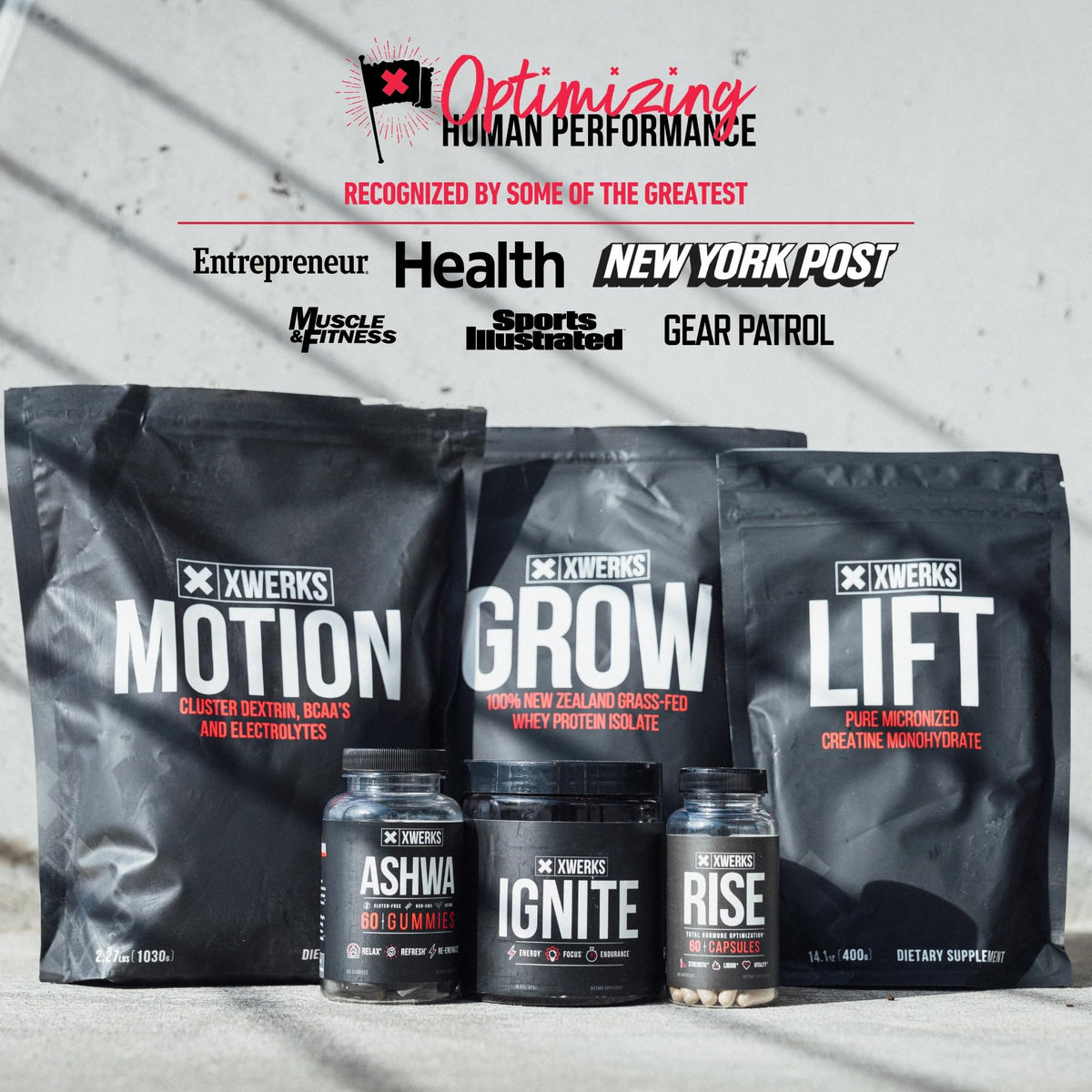 Xwerks Lift créatine monohydrate en poudre avec des accessoires de fitness