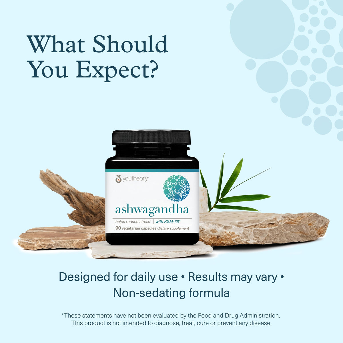 Youtheory Ashwagandha dans un cadre naturel