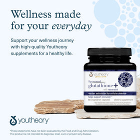Youtheory Glutathion Liposomal, mise en scène avec des fruits antioxydants