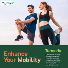 YUM-V'S Gummies au Curcuma et Gingembre dans une main