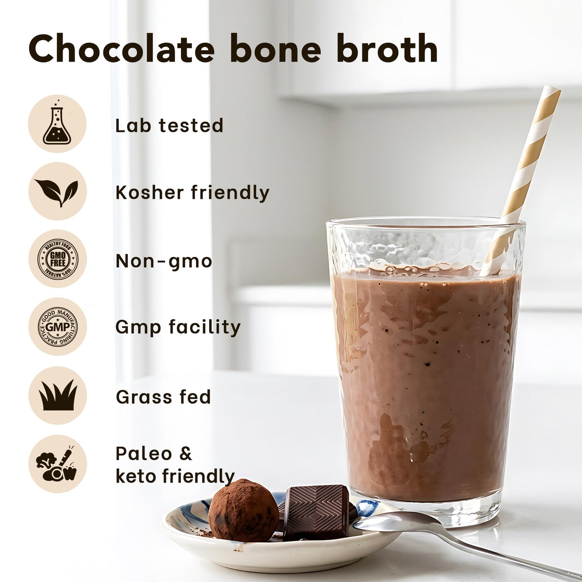 Zammex Poudre de Protéine de Bouillon d'Os Chocolat Chaud 581g en poudre sur une cuillère